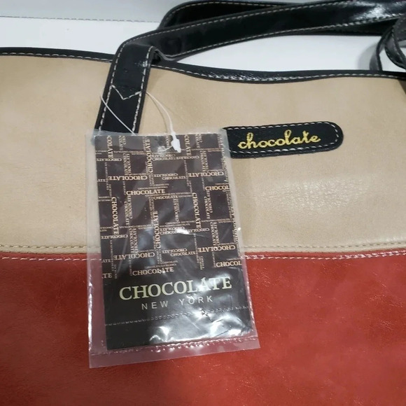 NWT Womans Chocolate New York Tote  Bag,Multi-colored. - Picture 2 of 9